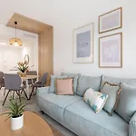 Sea Side Punta Prima Апартаменты Торевьиа
