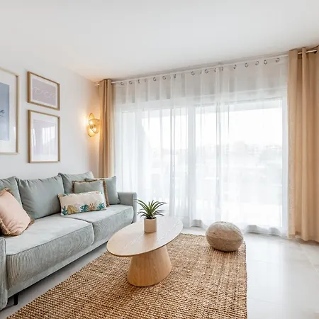 Апартаменты Sea Side Punta Prima By Valonia *
