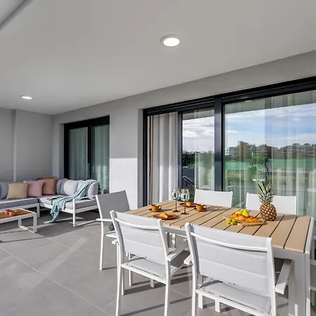 Апартаменты Sea Side Punta Prima By Valonia *