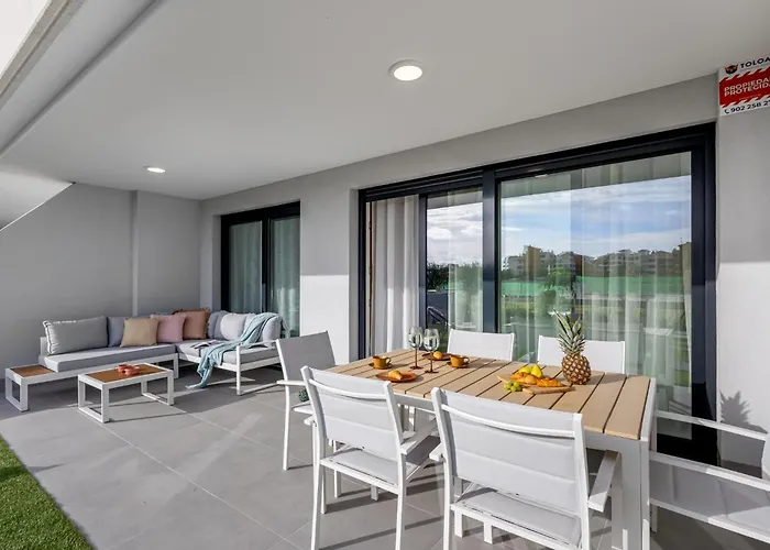 Daire Sea Side Punta Prima *