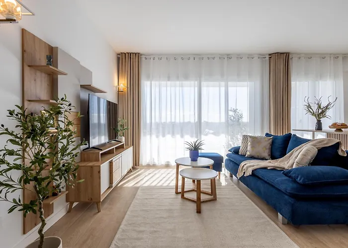 Daire Sea Side Punta Prima *